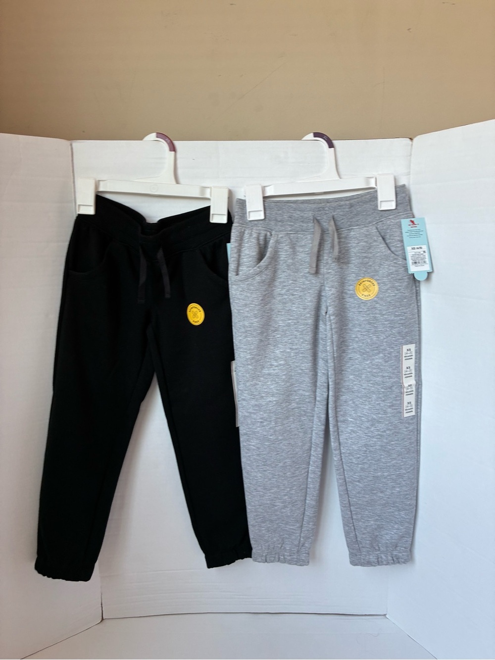 Girls NWT CAT & JACK Jogger Bundle XS (4/5).